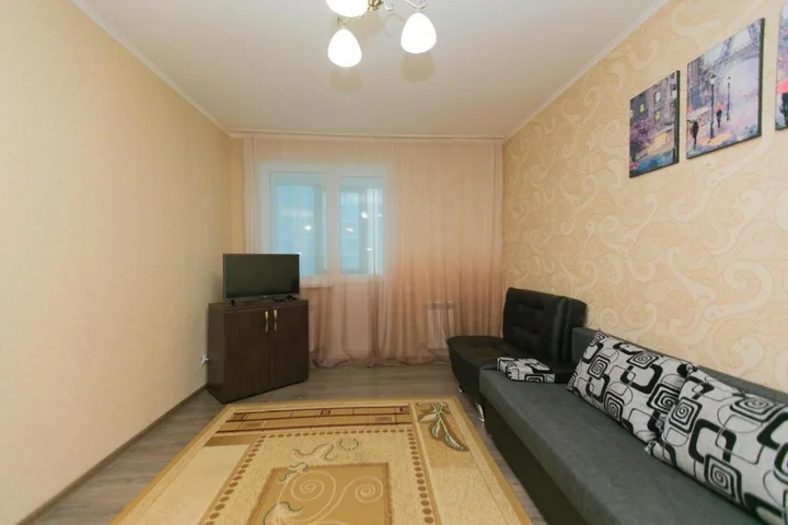 Астана: Two Bedroom Apartment On Sarayshyq Street 7B