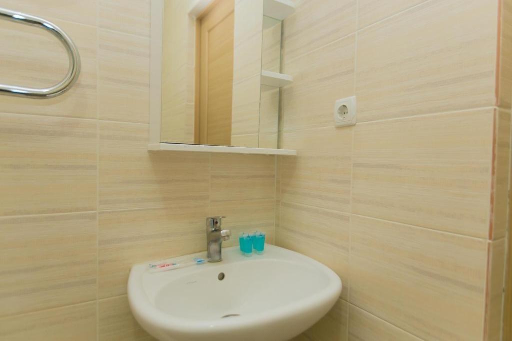 Астана: Two Bedroom Apartment On Sarayshyq Street 7B