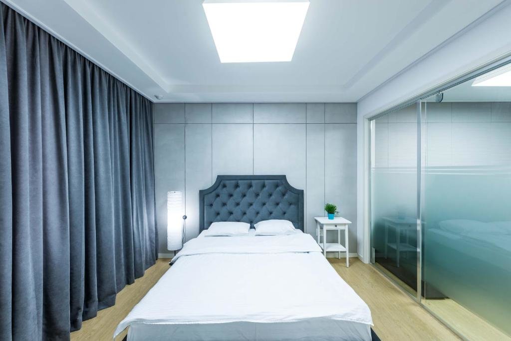 Астана: Theaddress Highvill Lux
