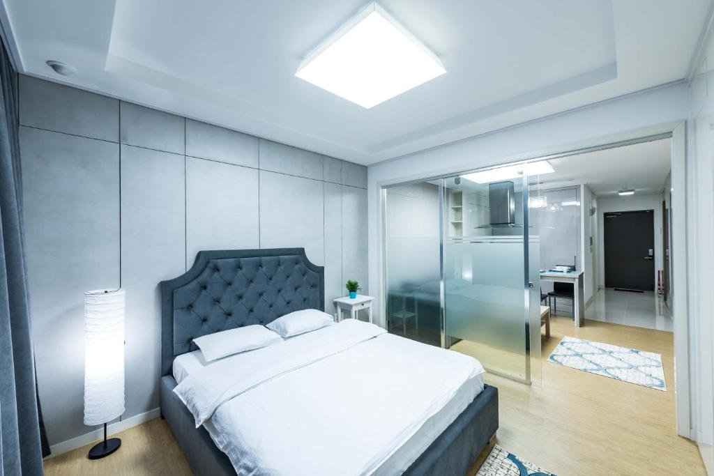 Астана: Theaddress Highvill Lux