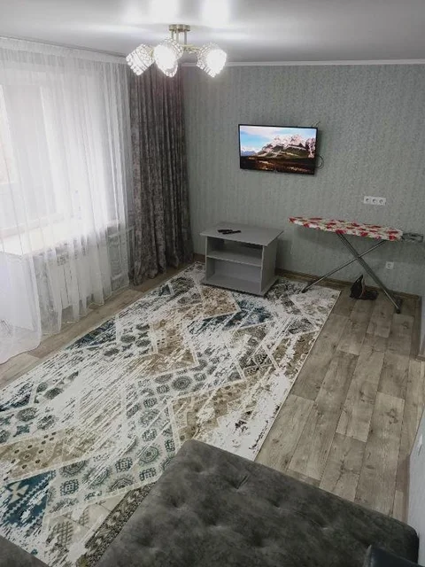 Усть-Каменогорск: Apart on Slavskogo 14