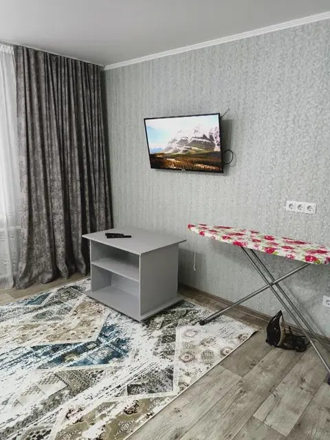Усть-Каменогорск: Apart on Slavskogo 14