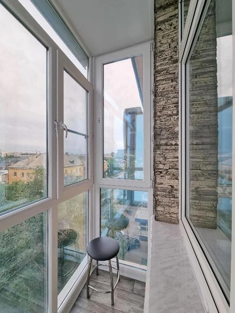 Усть-Каменогорск: 2x SuperLUX Arbat Chehova Kirova 55