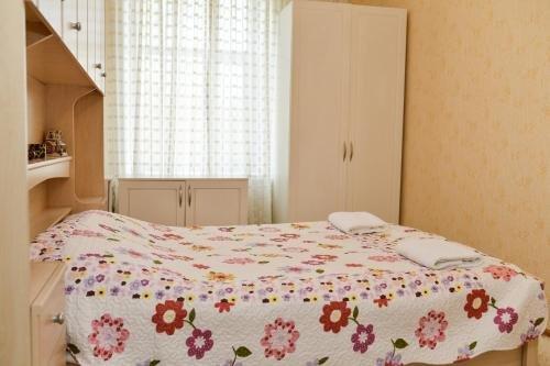 Караганда: Apartments On Bulvar Mira 3