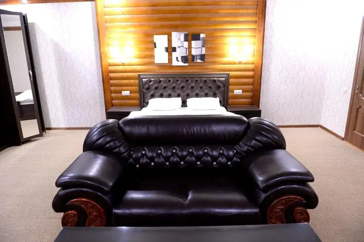 Тараз: Pride Hotel