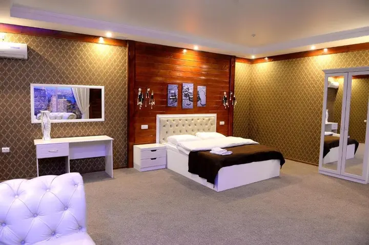 Тараз: Pride Hotel