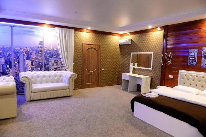 Тараз: Pride Hotel