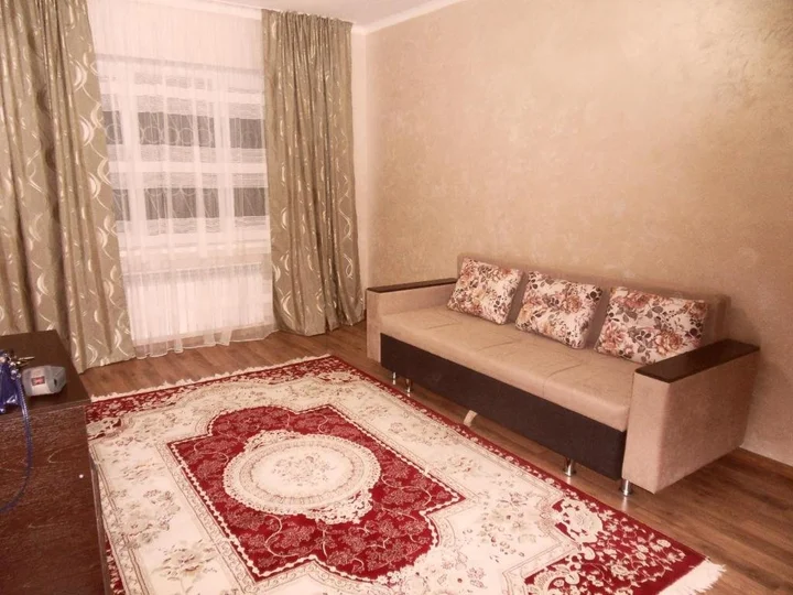 Алматы: 143 ulitsa Tole Bi