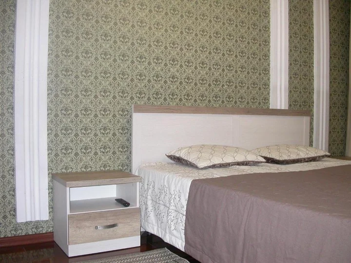 Алматы: Ahome 36 Dostyk Plaza