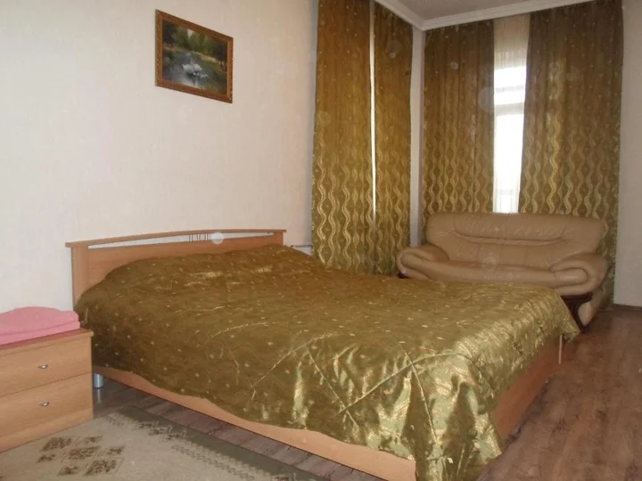 Астана: Apartment on Respublika 9/1