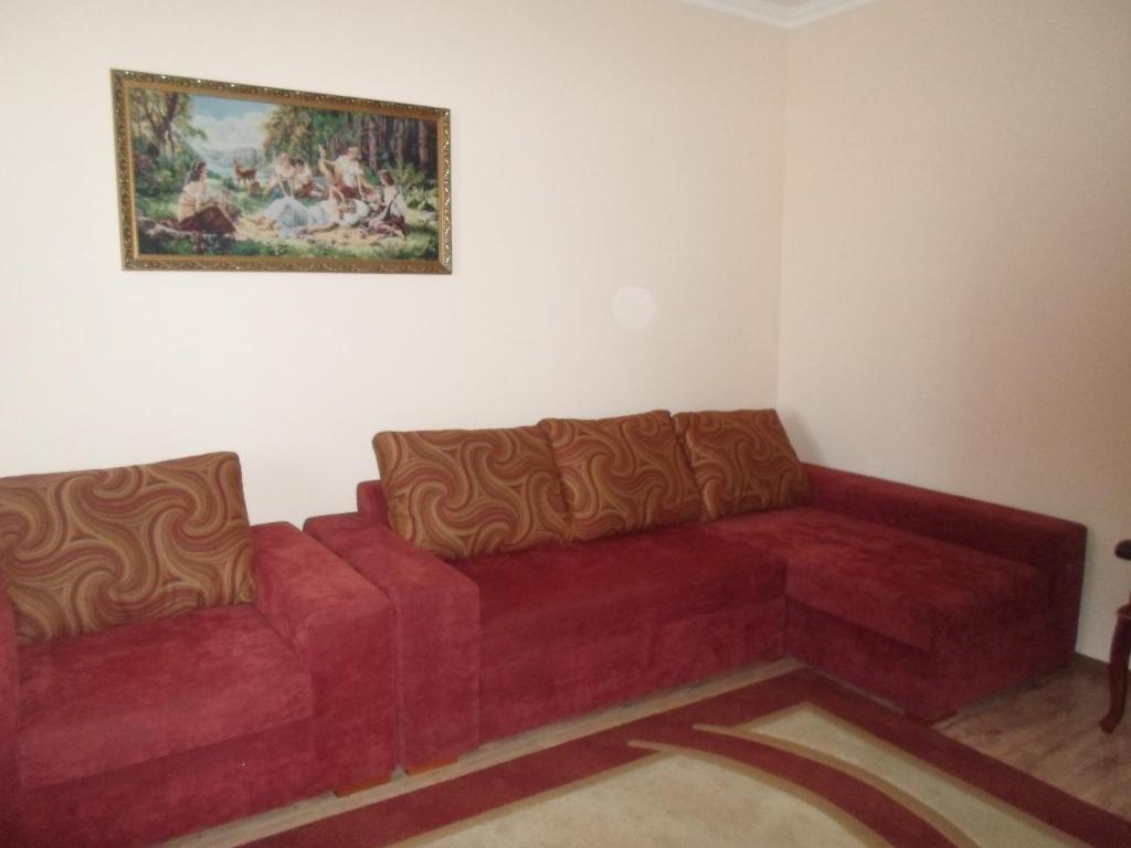 Астана: Apartment on Respublika 9/1