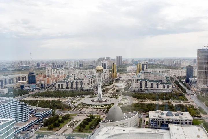 Астана: Apartment at Dostyk 5/1, 20 floor
