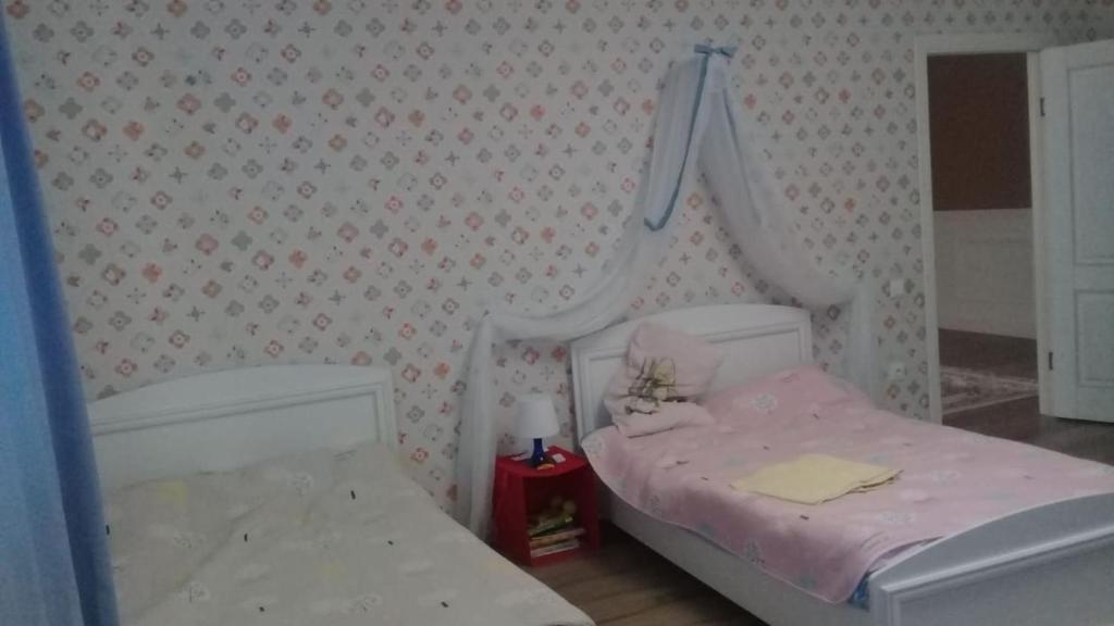 Алматы: Guesthouse On Ashimbaeva 23