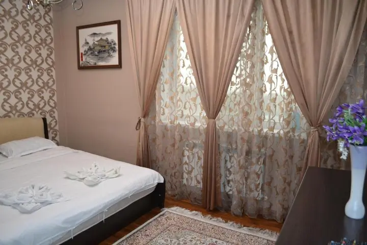Алматы: Ahome 05 on Balzak street