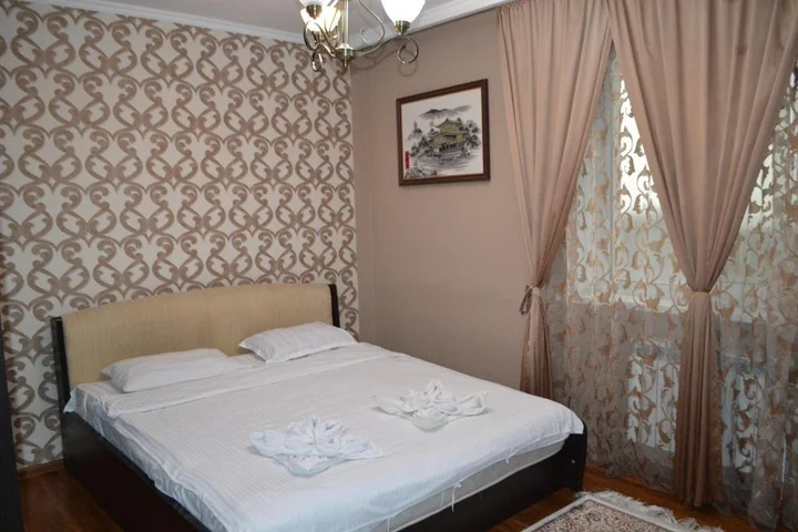Алматы: Ahome 05 on Balzak street