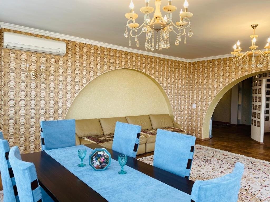 Алматы: Qazaq suite