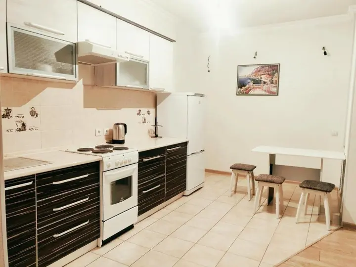 Астана: 2-room apartment on Saryarka Avenue, 1A