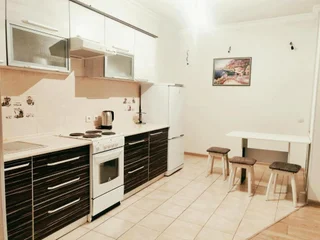 Астана: 2-room apartment on Saryarka Avenue, 1A