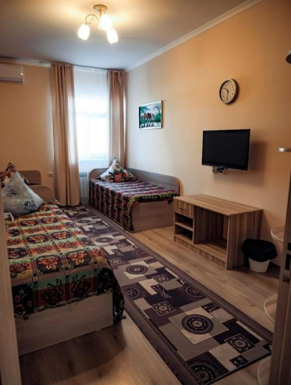 Уральск: Shato apart hotel