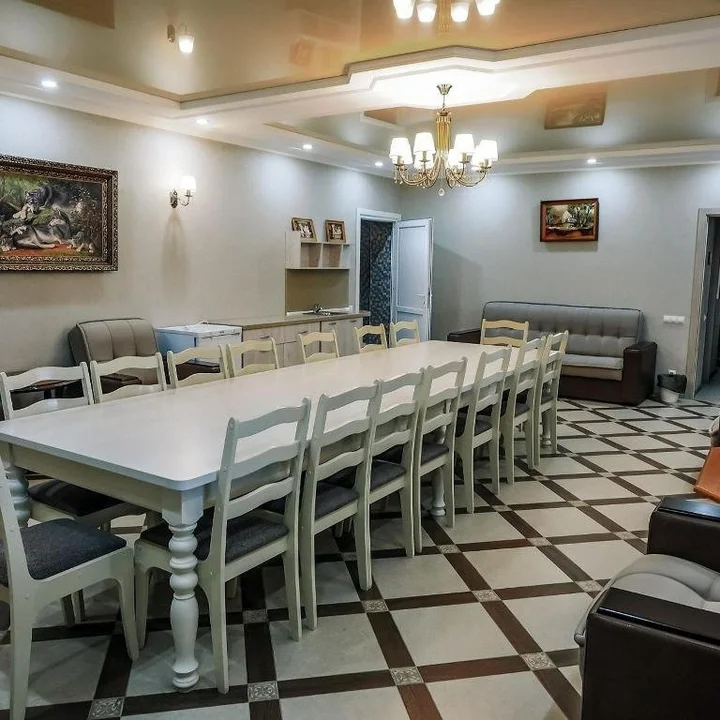 Уральск: Shato apart hotel