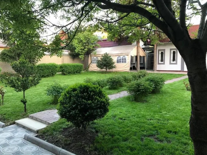 Алматы: Almaty Guest House