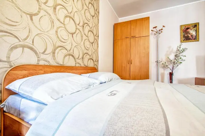 Алматы: Studio Apartments On Shevchenko 77