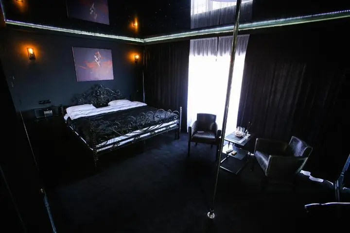 Алматы: 4 Rooms