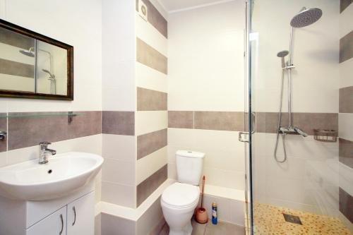 Алматы: magicstay - flat 48m² 1 bedroom 1 bathroom - almaty