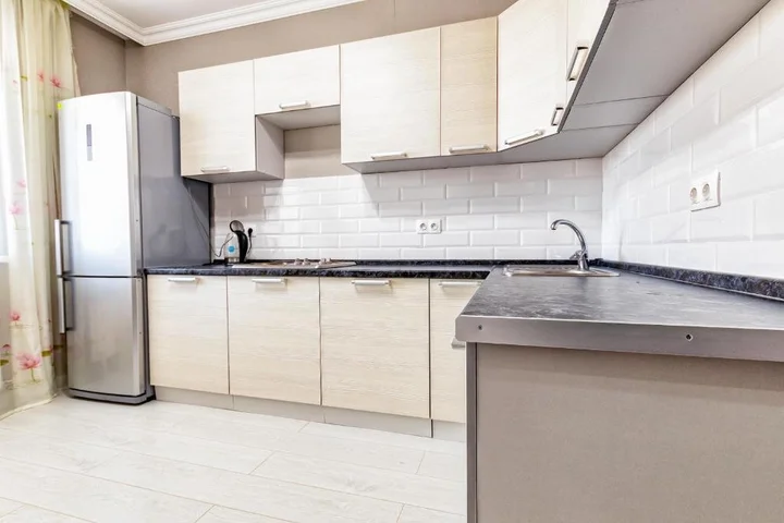 Астана: New 1br apartment at Sauran Towers