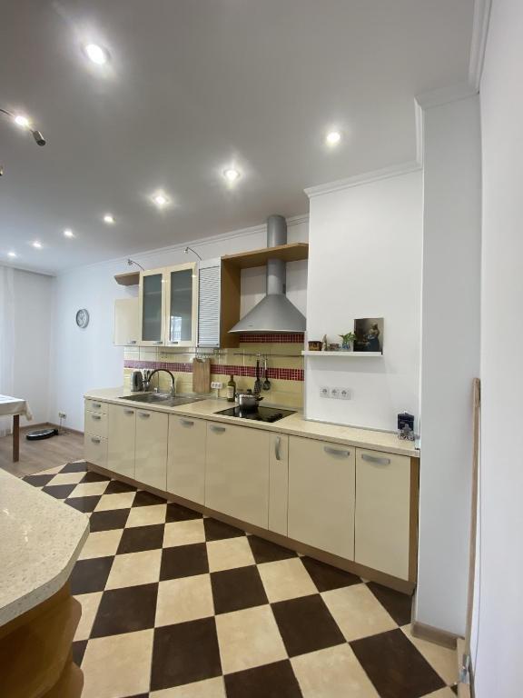 tengiz lovely 2br apartment — фото 3