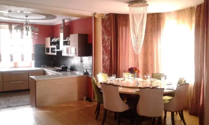 Алматы: Holiday home on Nurmagambetova 192