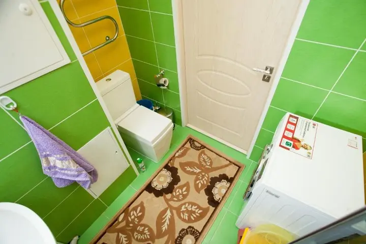 Алматы: Apartment On Navoi 208\56