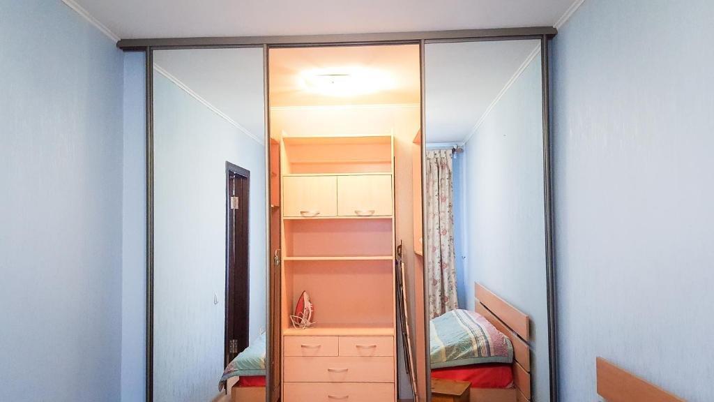 Караганда: ulitsa Ermekova, 37 Apartment