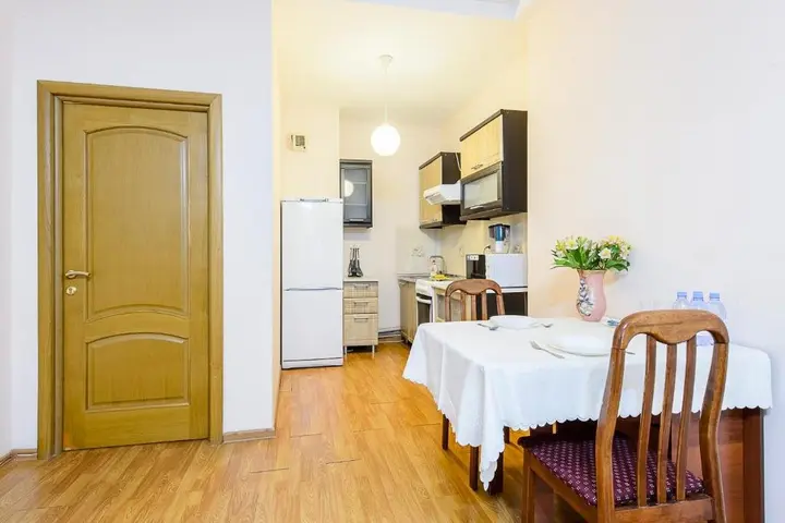 Алматы: Apartment on Navoi 208 2