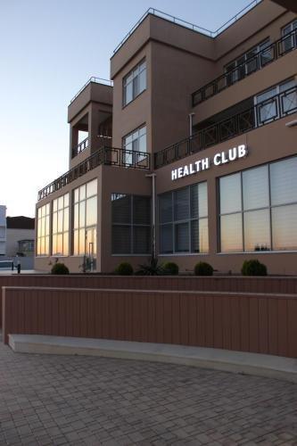 Актау: magicstay - aparthotel 4 stars aktau