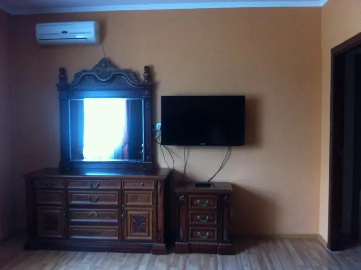 Алматы: Apartment on Al-Farabi 53