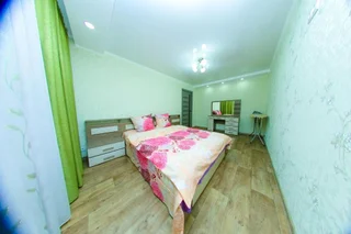Усть-Каменогорск: Apartlux on Republic Square