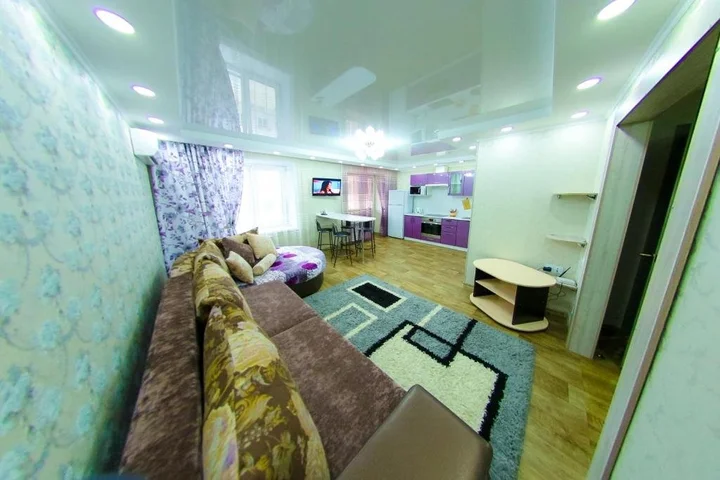 Усть-Каменогорск: Apartlux on Republic Square