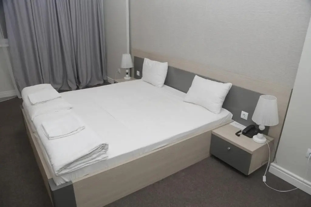 Атырау: J'Star Hotel