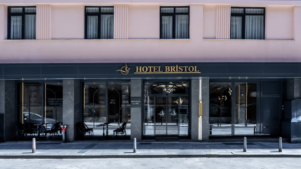 Отель Bristol — фото 2