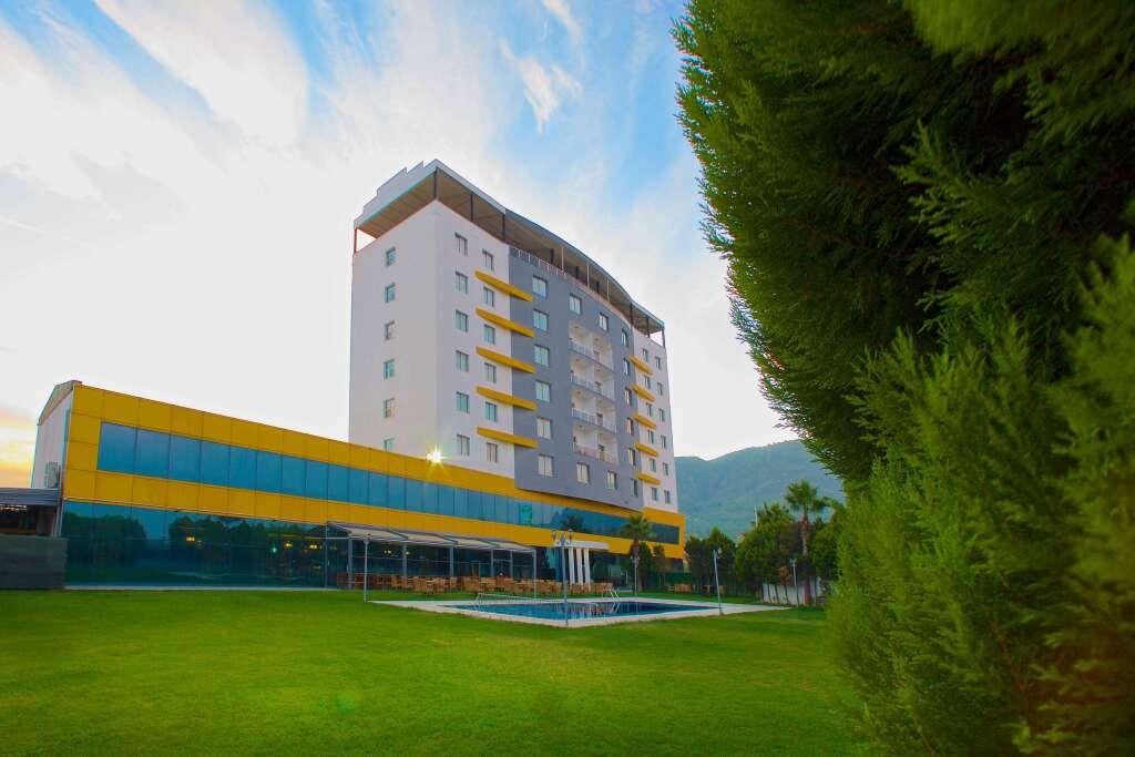 Сома: Ramada by Wyndham Soma