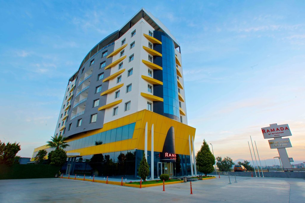 Сома: Ramada by Wyndham Soma