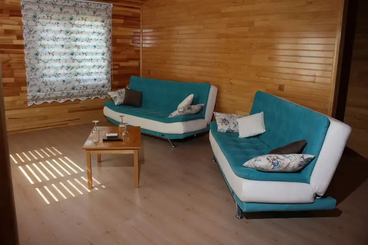 Чиралы: Ikiz Villas