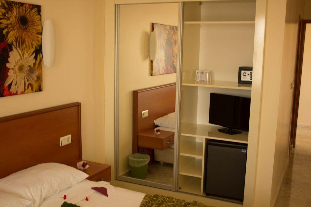Чешме: Lord Hotel