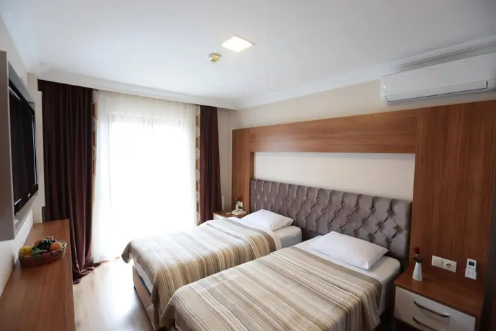 Бурса: Bursa Palas