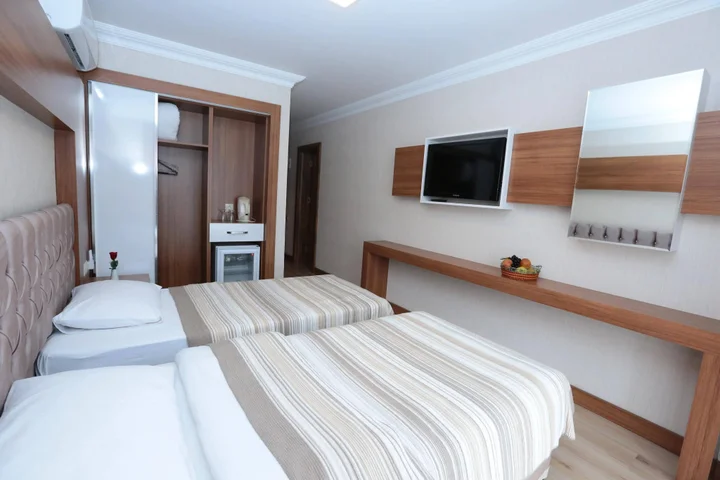 Бурса: Bursa Palas