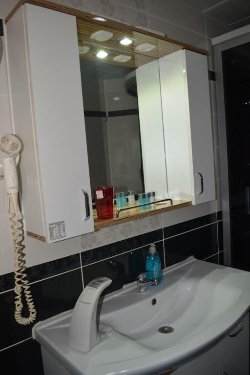 Анкара: Yildirim Hotel