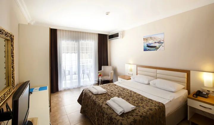 Битез: Risa Hotel