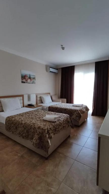 Битез: Risa Hotel