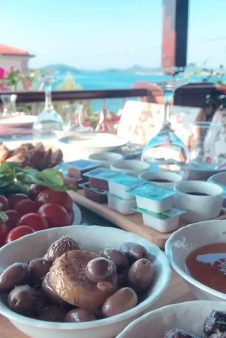 Айвалык: Cunda Sim Otel